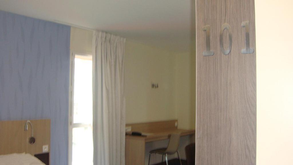 The Originals Access, Hotel Cholet Gare Room photo